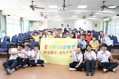 114年度師資生實踐史懷哲精神教育服務計畫－精華國中服務隊圖片